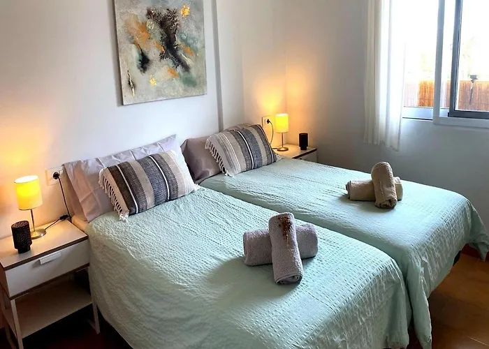 Espuma De Mar En Primera Línea De Playa De * Dénia